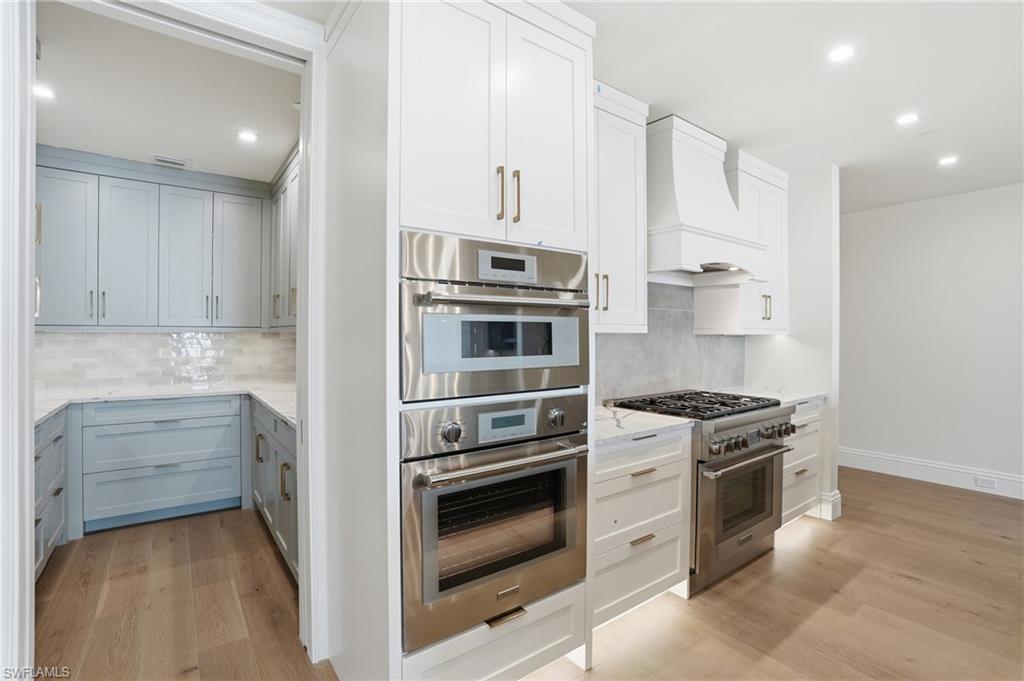 6230 Estero BLVD 402