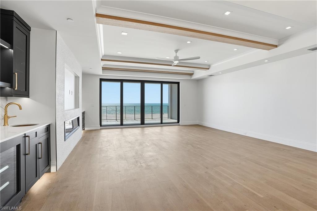 6230 Estero BLVD 402