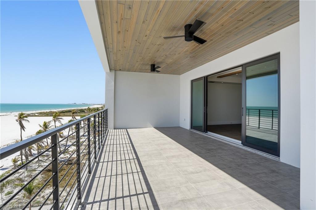 6230 Estero BLVD 402