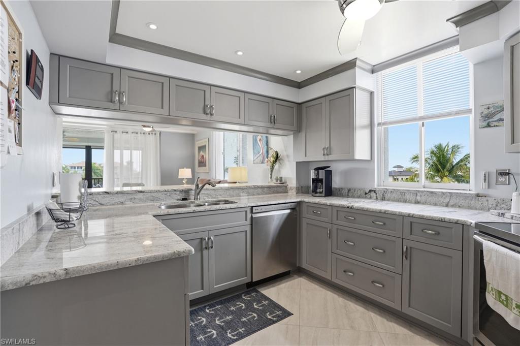 4745 Estero BLVD 204