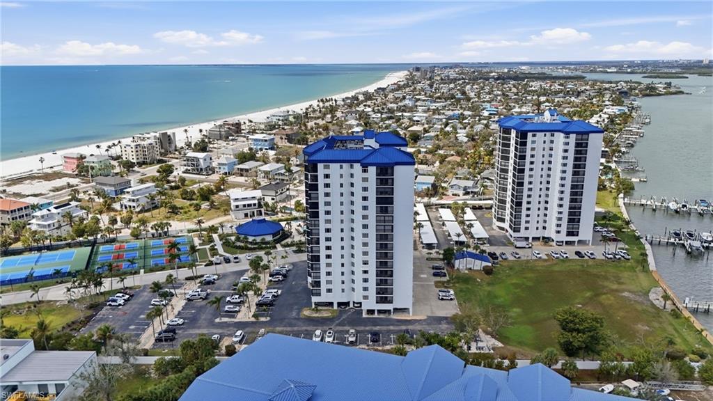 4745 Estero BLVD 204