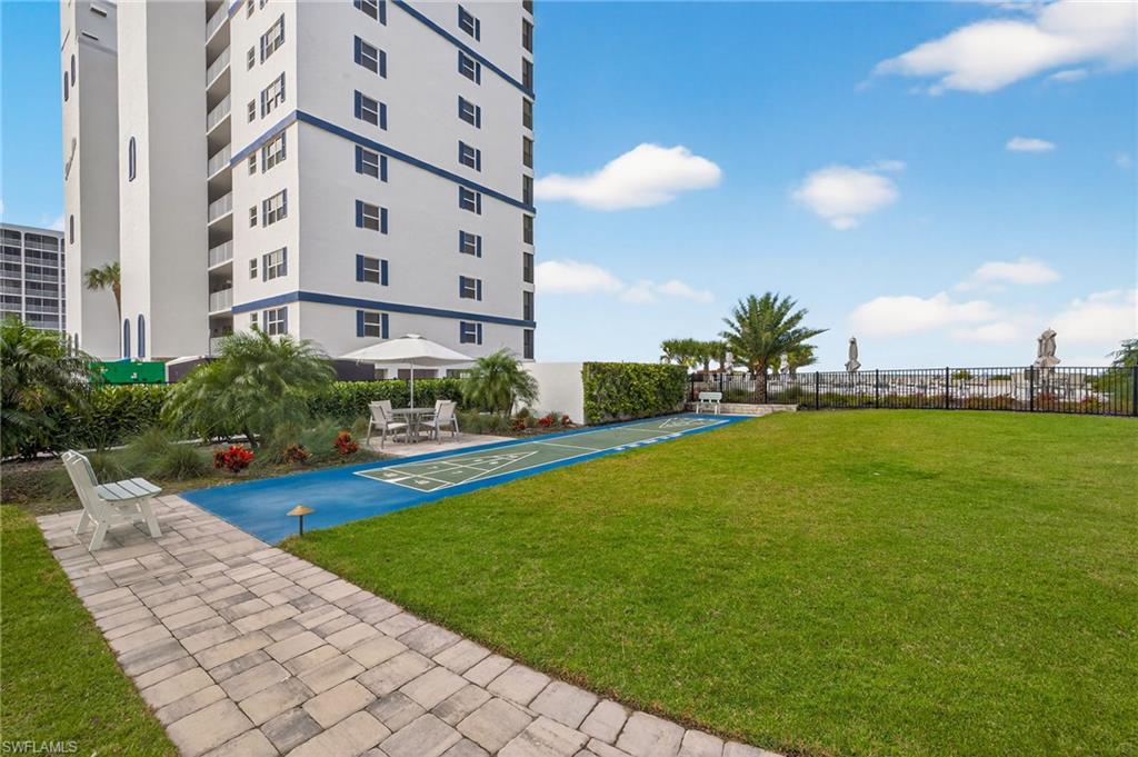 7000 Estero BLVD 201