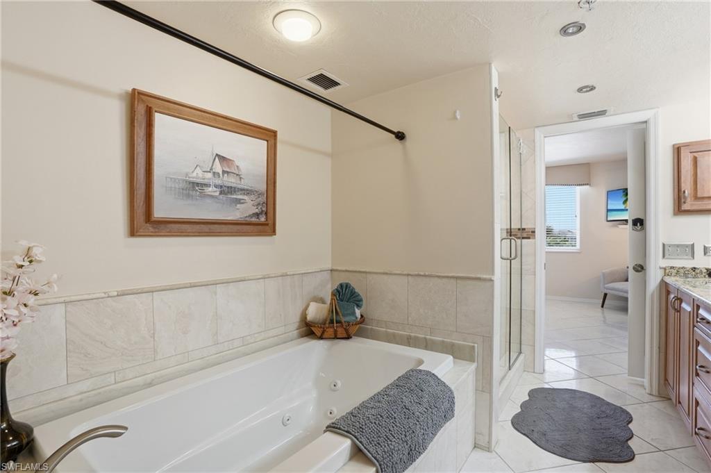 4745 Estero BLVD 304