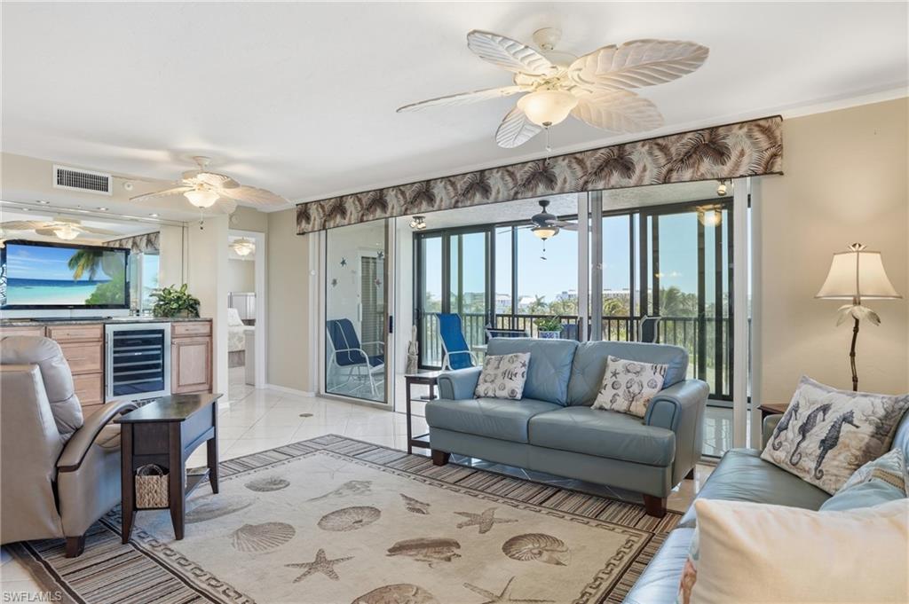 4745 Estero BLVD 304