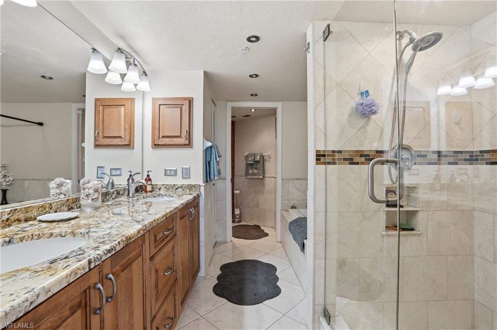 4745 Estero BLVD 304
