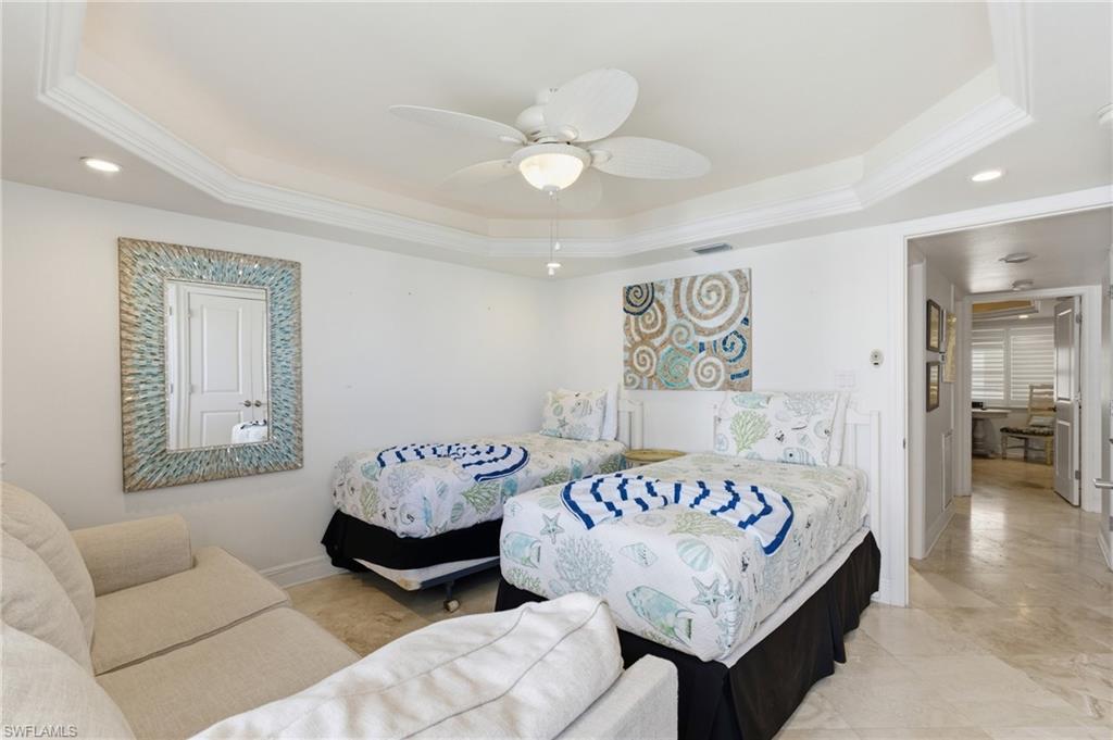 6660 Estero BLVD 502