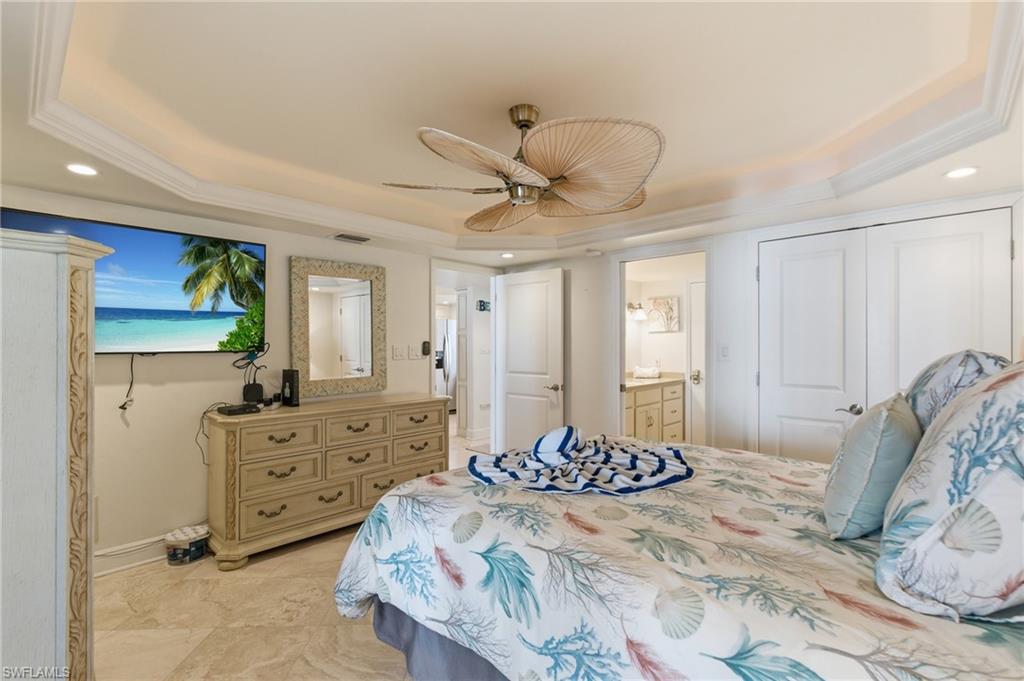 6660 Estero BLVD 502