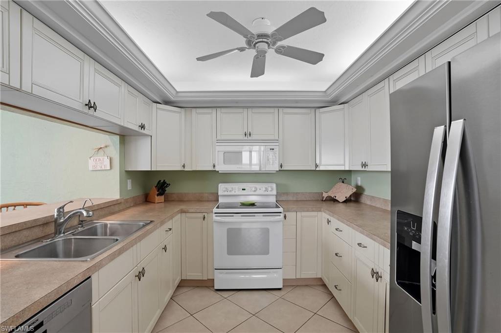 4745 Estero BLVD 801