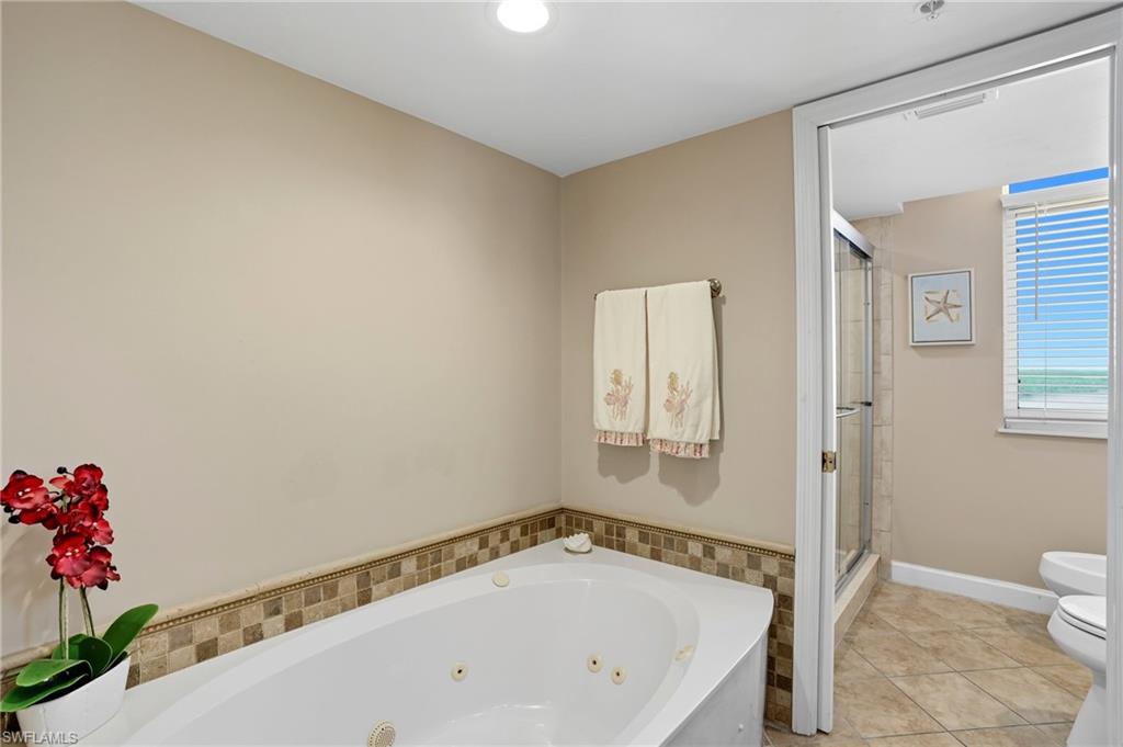 4745 Estero BLVD 801