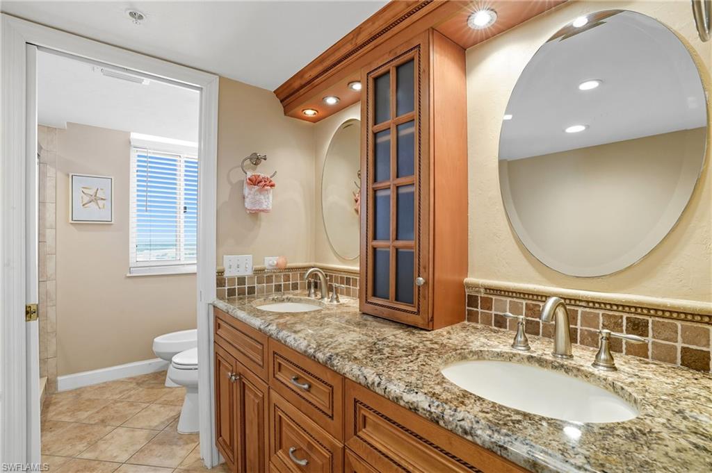 4745 Estero BLVD 801