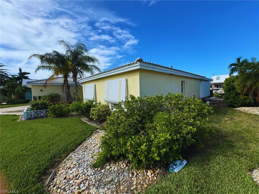 12 Bayview BLVD