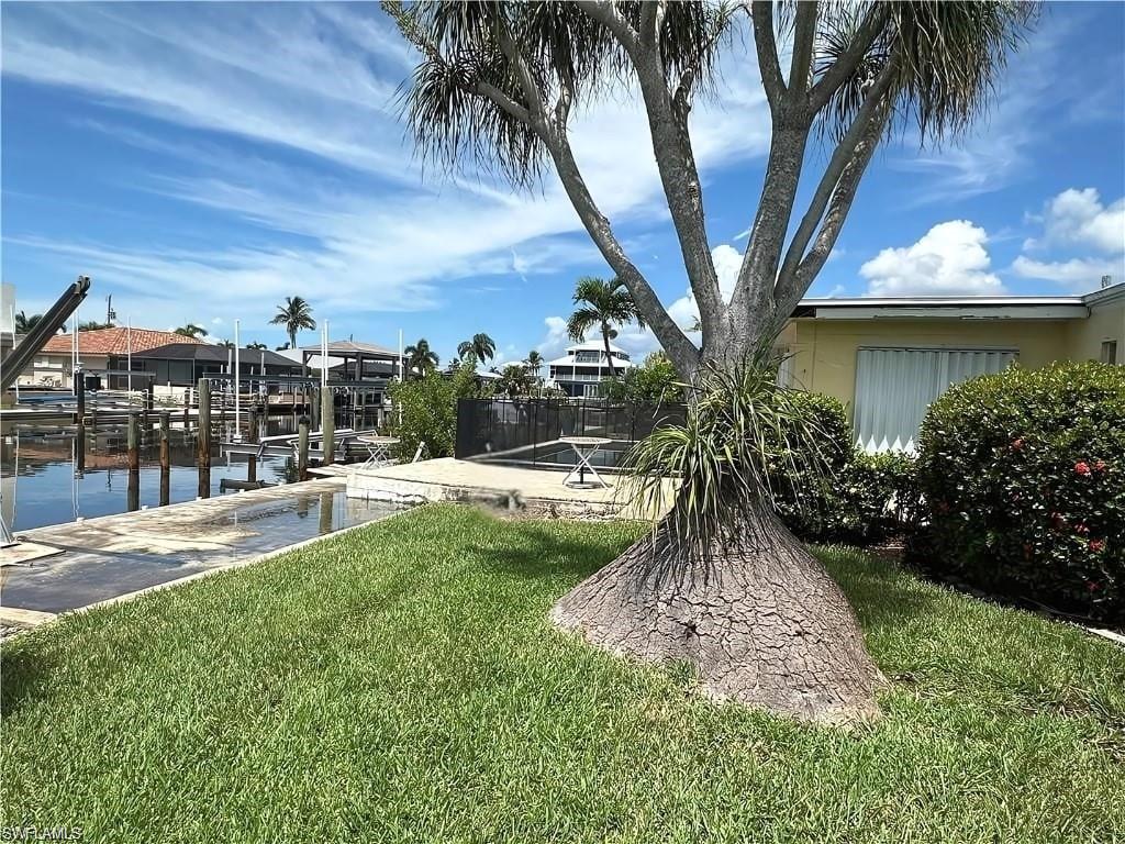 12 Bayview BLVD