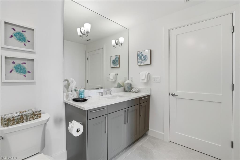 4142 Bay Beach LN 502