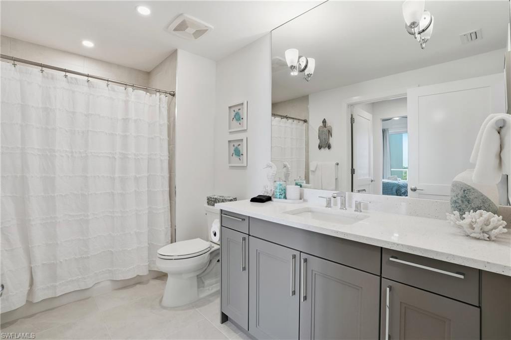 4142 Bay Beach LN 502