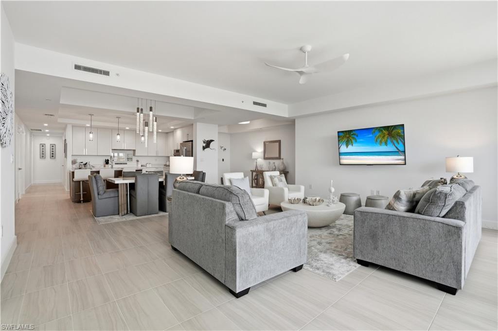 4142 Bay Beach LN 502