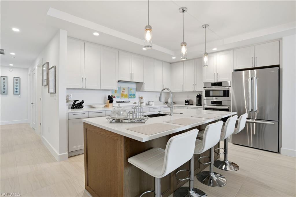 4142 Bay Beach LN 502