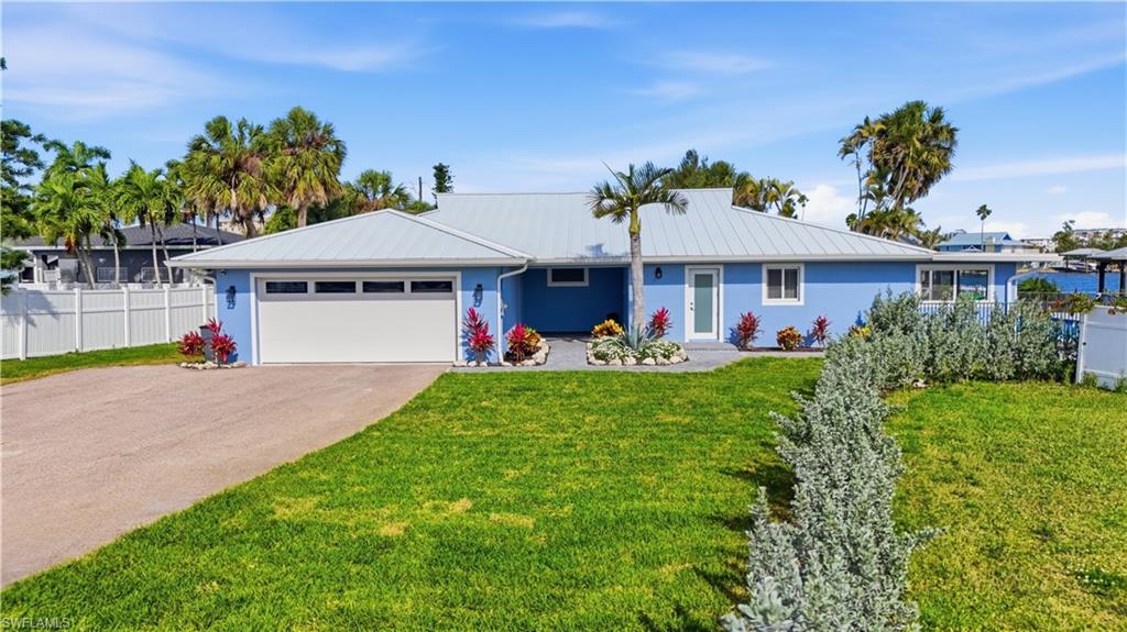 8009 Lagoon RD