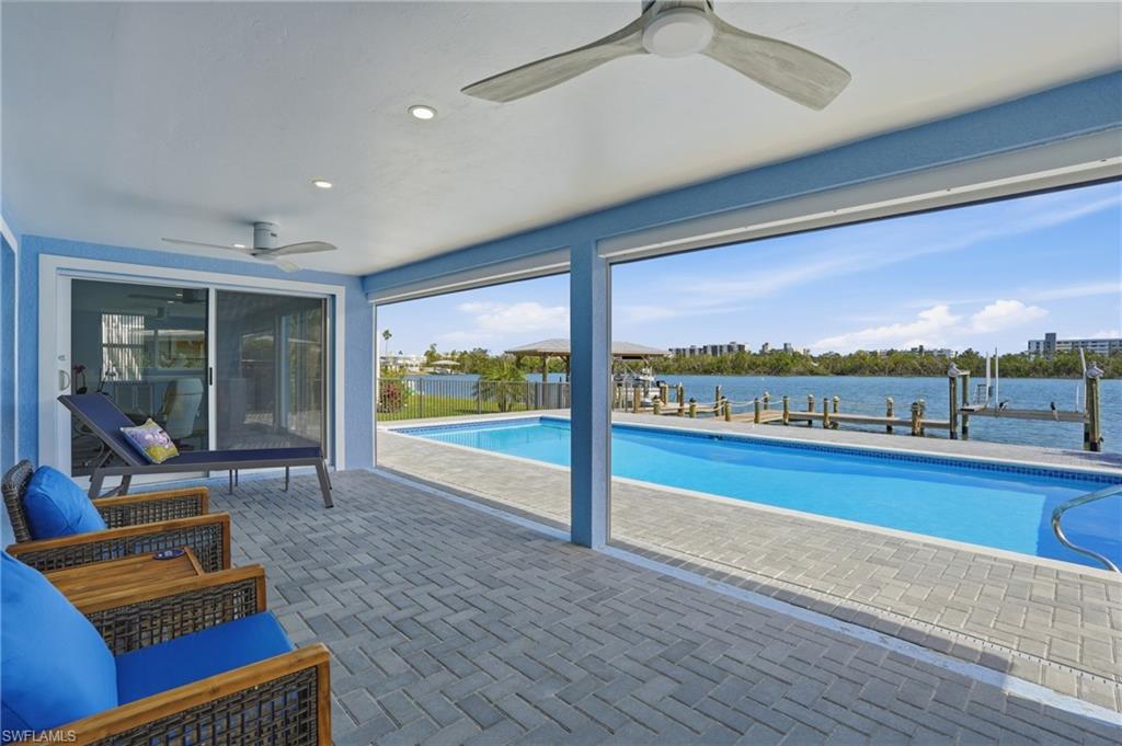 8009 Lagoon RD