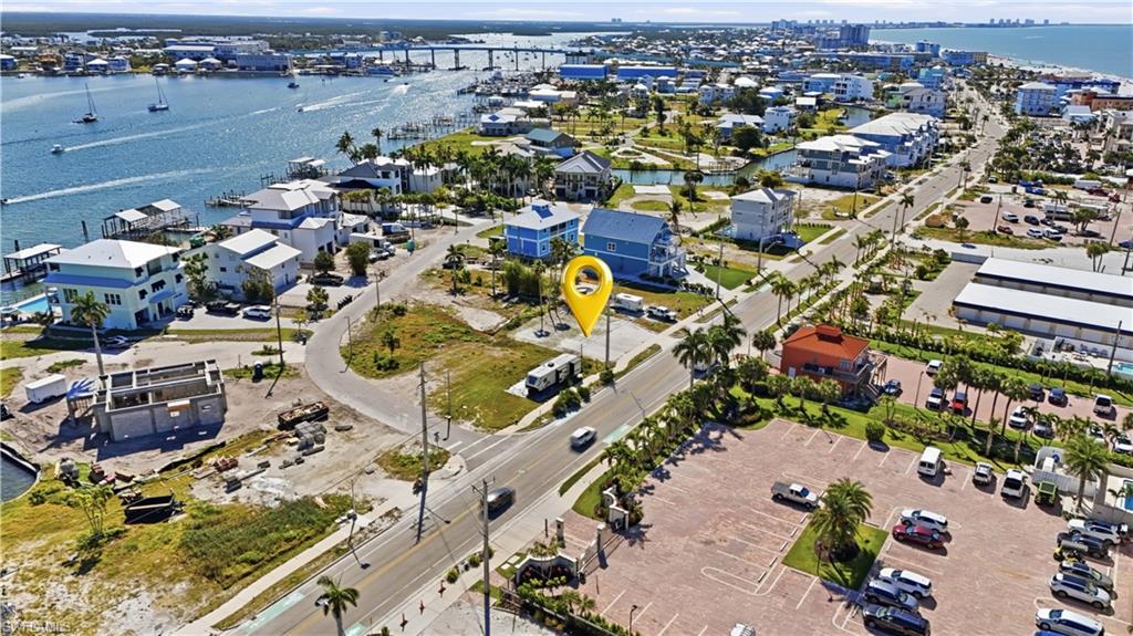 521 Estero BLVD