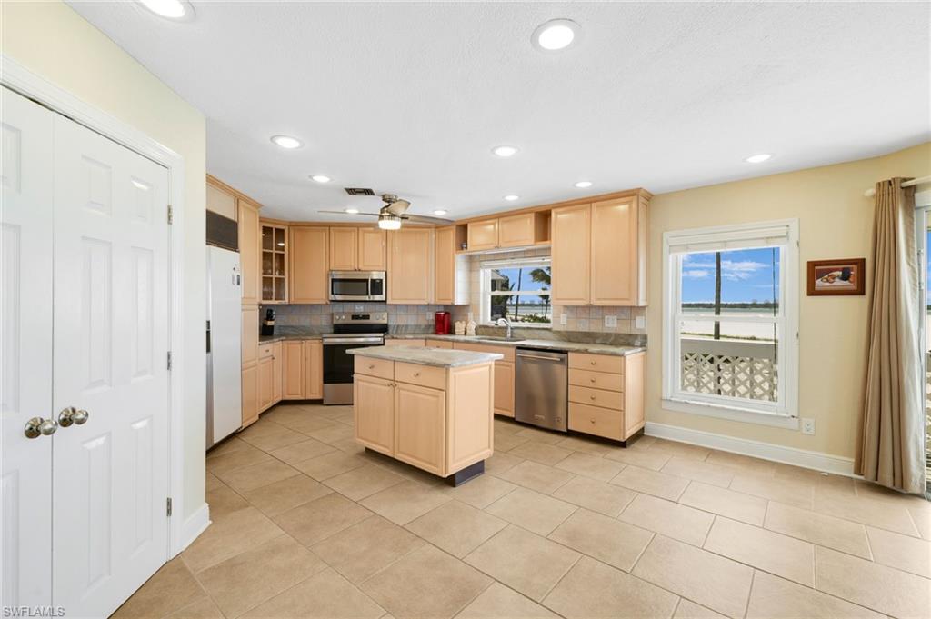8246 Estero BLVD