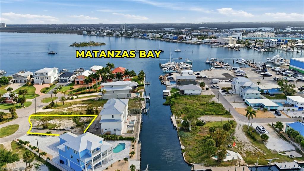 740 Matanzas CT