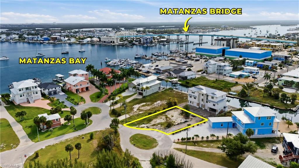 740 Matanzas CT