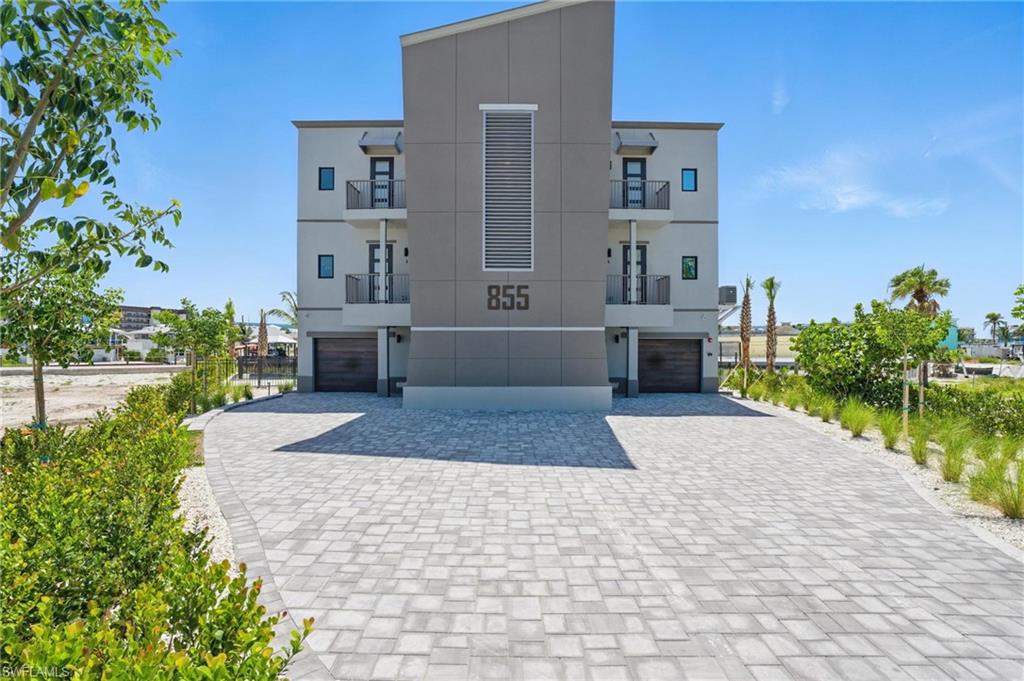 855 Lagoon ST 1