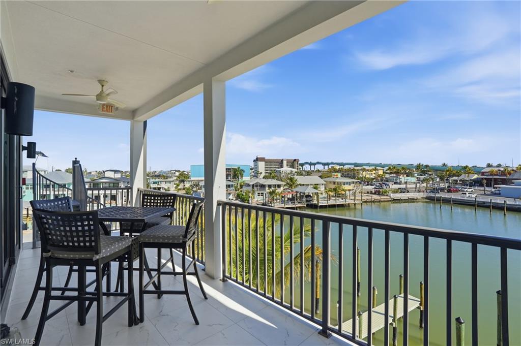 855 Lagoon ST 1