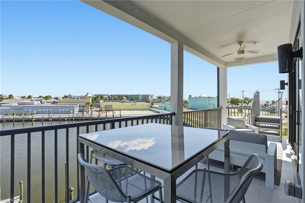 855 Lagoon ST 2