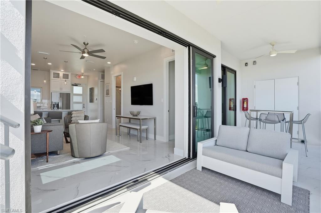 855 Lagoon ST 2