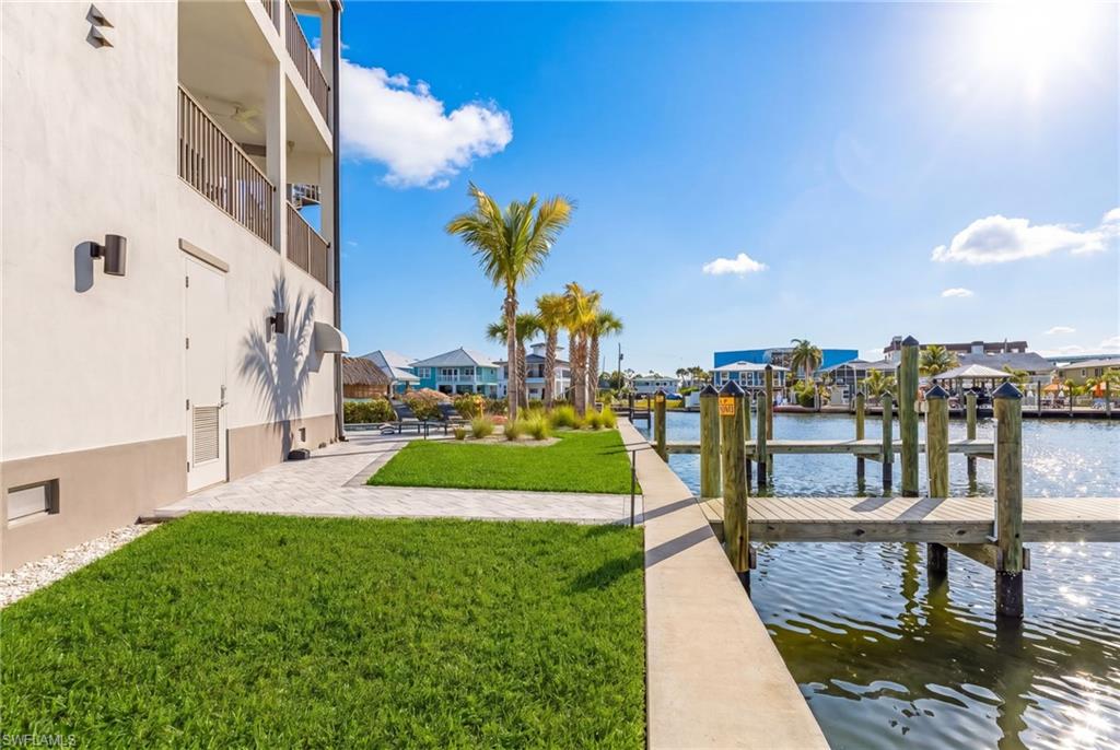 855 Lagoon ST 3