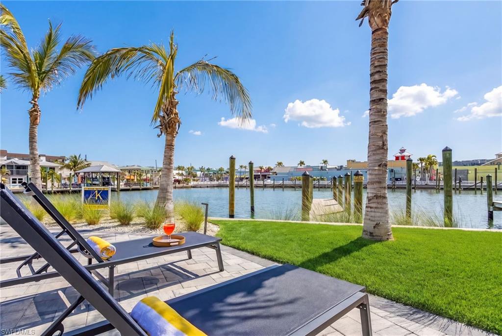 855 Lagoon ST 3