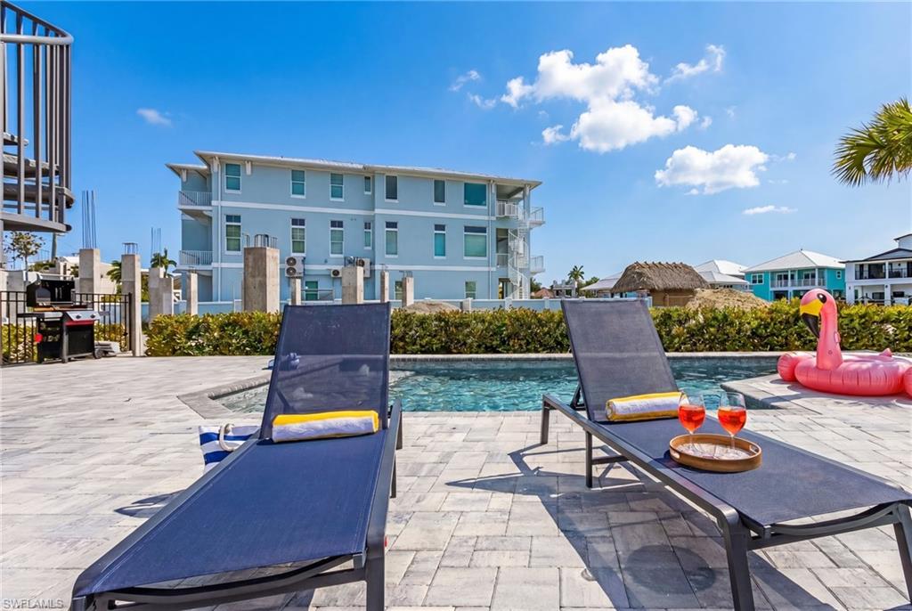 855 Lagoon ST 3