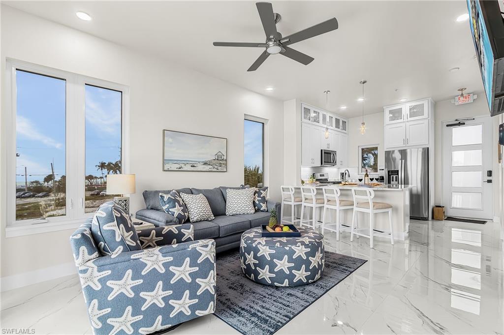 855 Lagoon ST 3