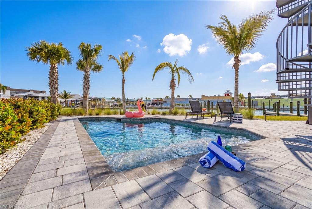 855 Lagoon ST 3
