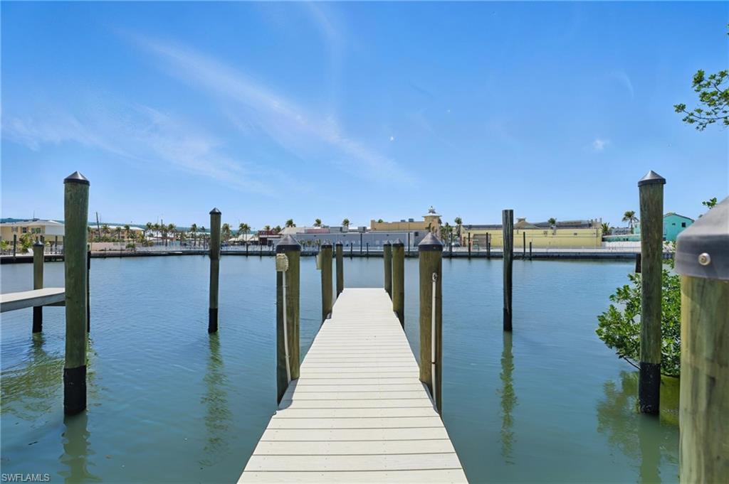 855 Lagoon ST 4