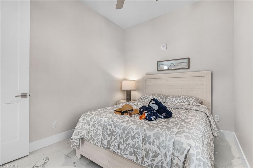 855 Lagoon ST 4