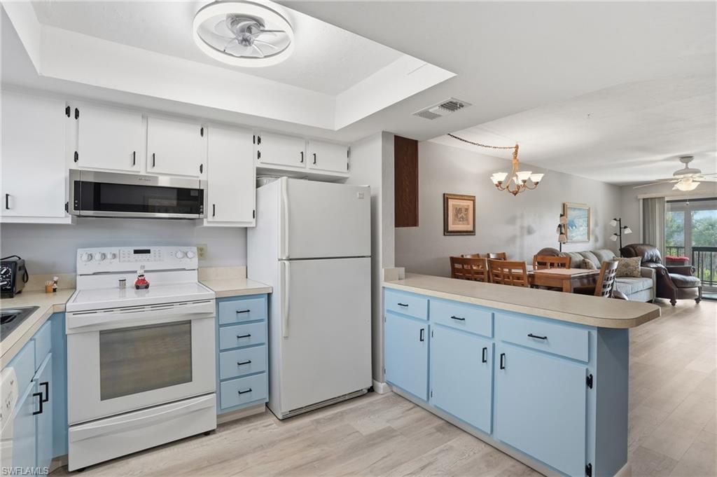 6893 Estero BLVD 423