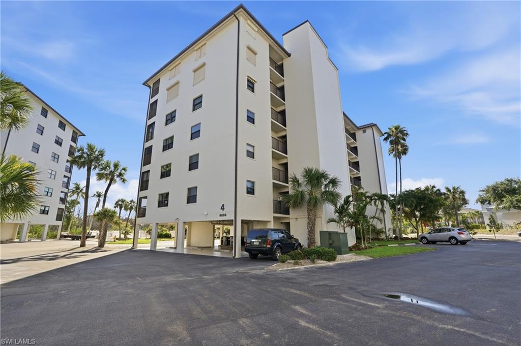 6893 Estero BLVD 423