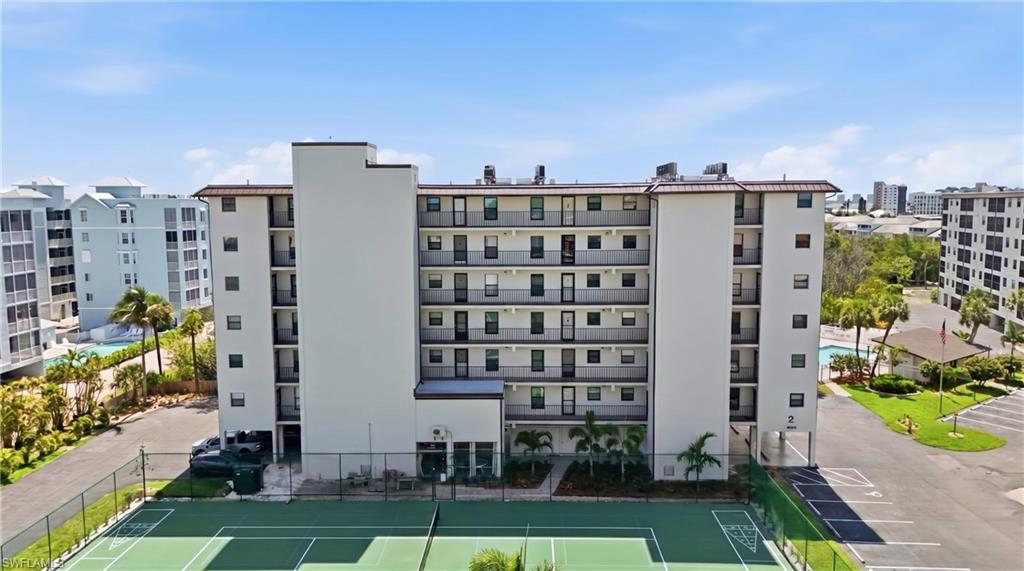 6899 Estero BLVD 254