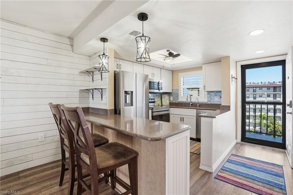 6899 Estero BLVD 254