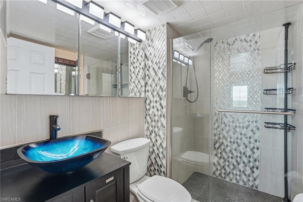 6899 Estero BLVD 254