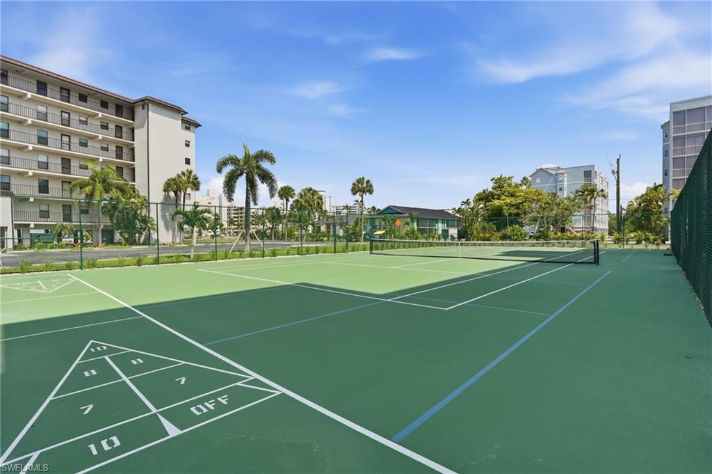 6899 Estero BLVD 254