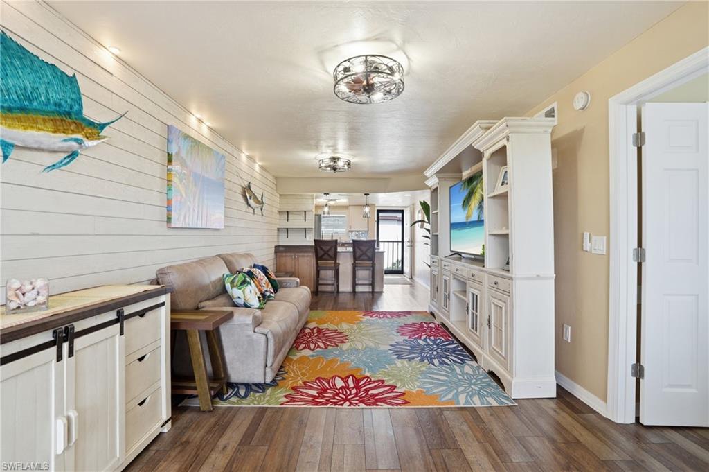 6899 Estero BLVD 254