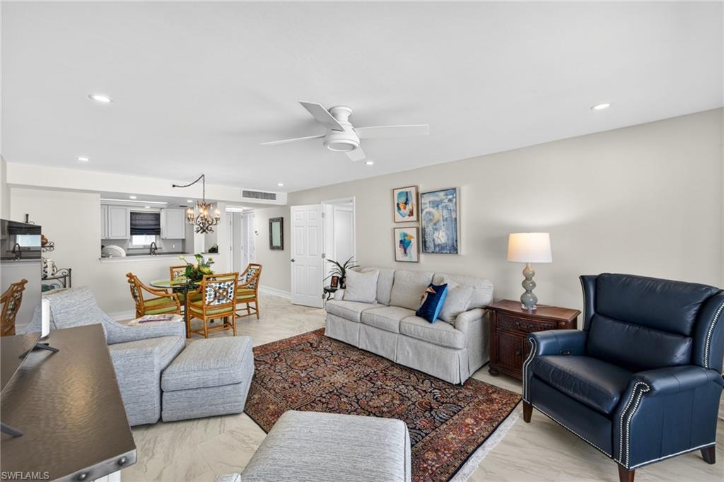 2560 Estero BLVD 5C