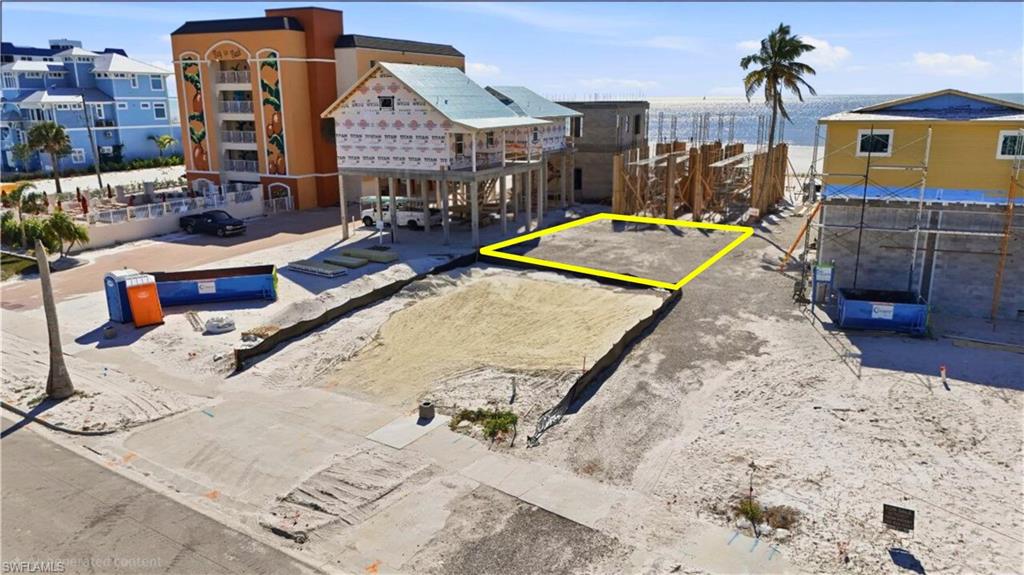 716 Estero BLVD