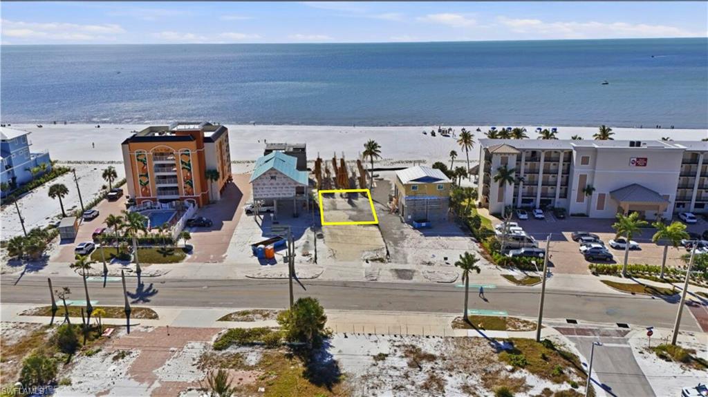 716 Estero BLVD