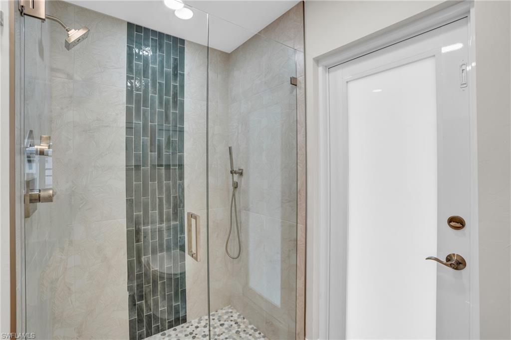 23 Palmview BLVD