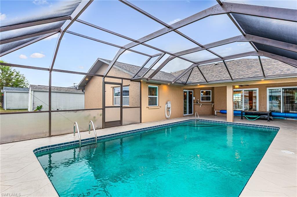 401 Candlewick CIR E