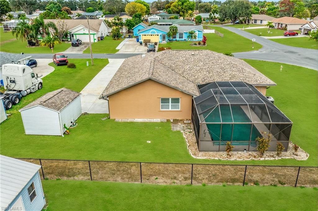 401 Candlewick CIR E